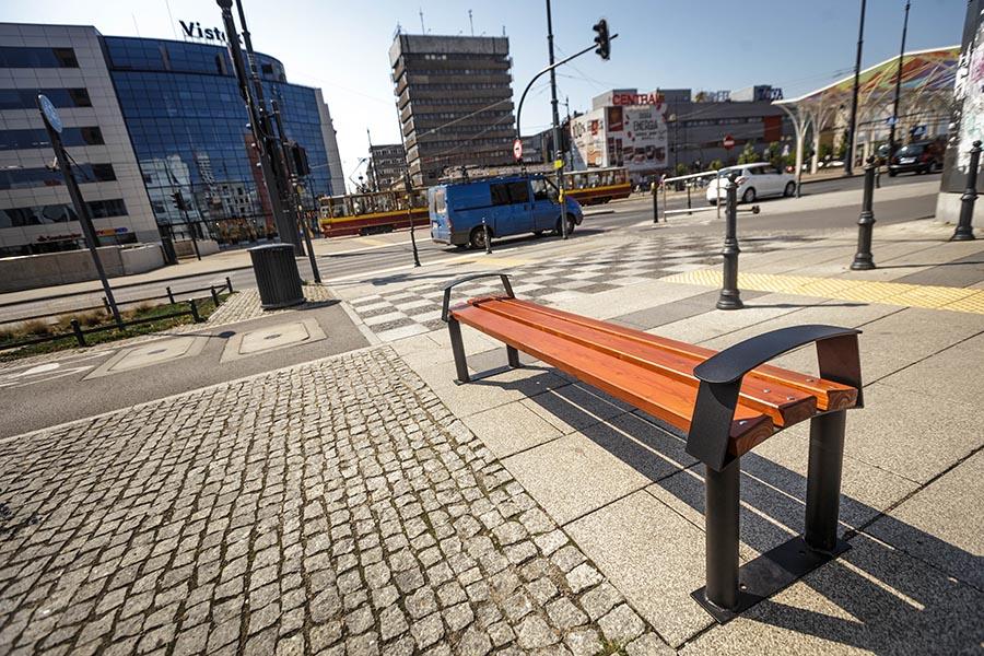 Lóca, Pad háttámla nélkül